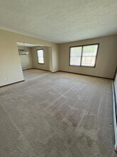 66 Carter Cir in Youngstown, OH - Building Photo - Building Photo