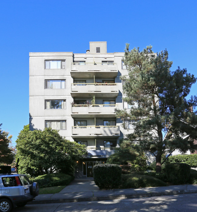 Moreland Kennedy House in Vancouver, BC - Building Photo - Building Photo