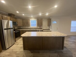 4 Mink Ct in Manchester Township, NJ - Building Photo - Building Photo