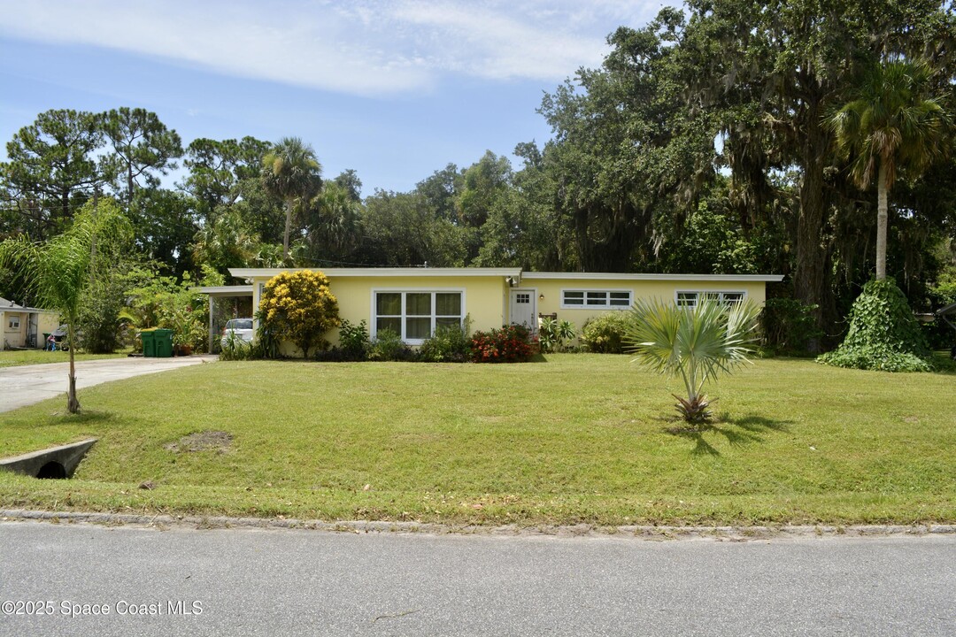 133 River Park Blvd in Titusville, FL - Building Photo