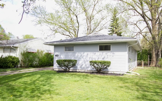 1421 Pennelwood Dr in Toledo, OH - Building Photo - Building Photo