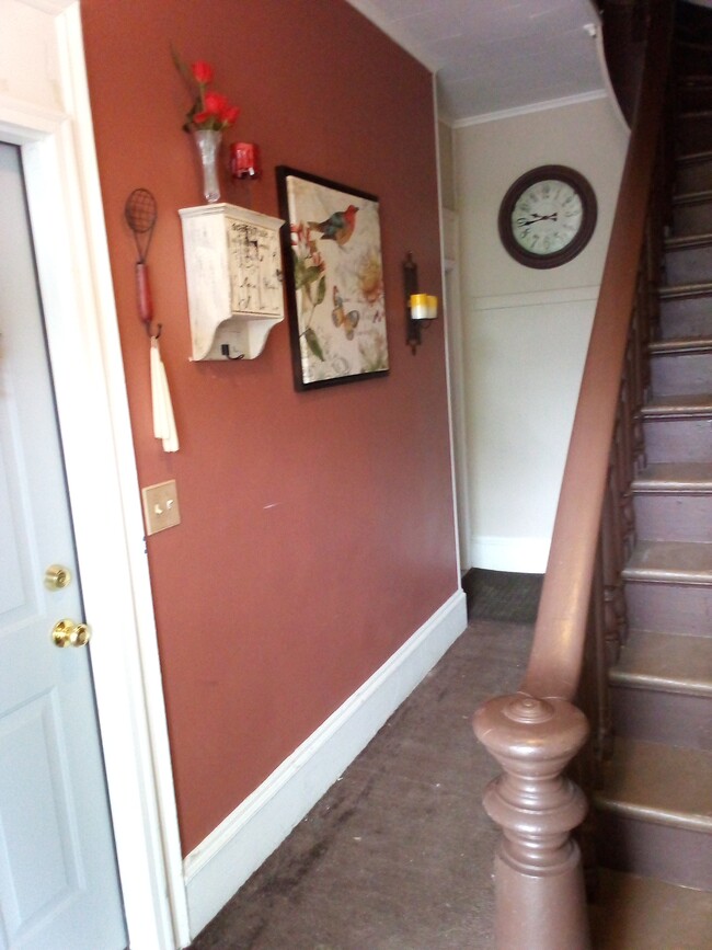 505 Marcellus St, Unit 3