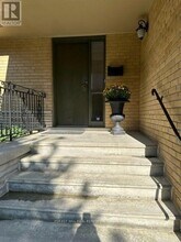 7 Harnish Crescent in Toronto, ON - Building Photo - Building Photo