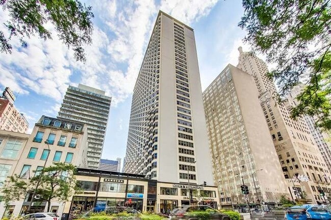 property at 535 S Michigan Ave