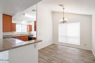 7320 W Krall St in Glendale, AZ - Building Photo - Building Photo