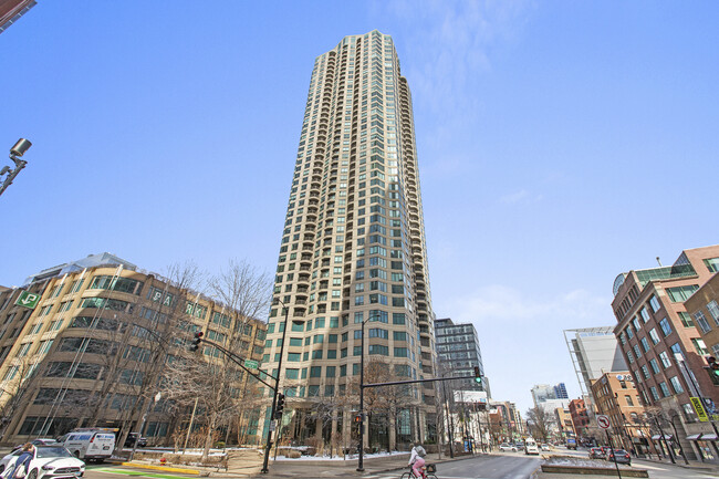 400 N La Salle Dr, Unit 2804 in Chicago, IL - Foto de edificio - Building Photo