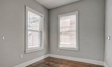 147 Boston St, Unit 1 in Boston, MA - Building Photo - Building Photo