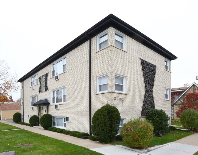 2100 N Harlem Ave