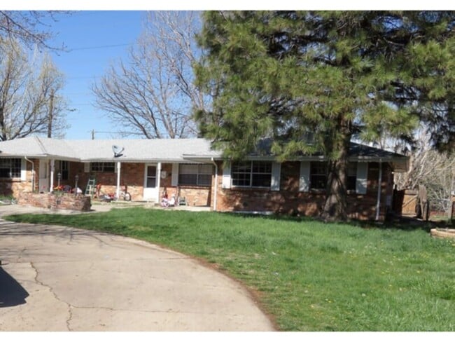 property at 11931 W 62nd Pl