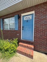 108 Penny Ln in Martin, TN - Building Photo