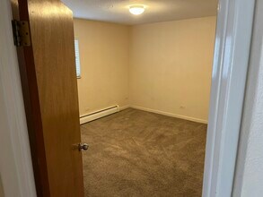 3345 W 53rd Ave in Denver, CO - Foto de edificio - Building Photo