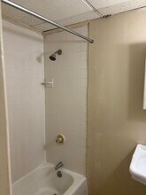 215 W Elm St in Brockton, MA - Building Photo - Building Photo