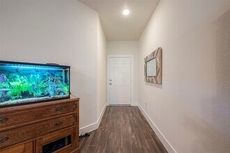 1726 Summerlyn Ter Dr in Houston, TX - Building Photo - Building Photo