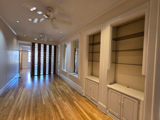 813 Washington St in Hoboken, NJ - Building Photo - Building Photo