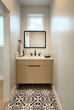 603 Iris Ave in Newport Beach, CA - Building Photo - Building Photo