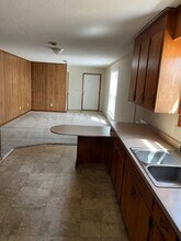 417 1/2 N Lucas St in West Columbia, SC - Building Photo - Building Photo