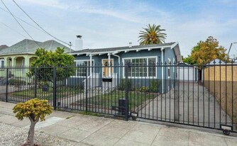 9330 Birch St in Oakland, CA - Building Photo