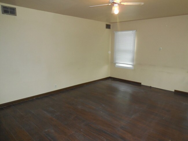 506 Montana Ave-Unit -1 in Havre, MT - Building Photo - Building Photo