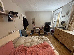 8 Grove St, Unit 5 in Boston, MA - Building Photo - Building Photo