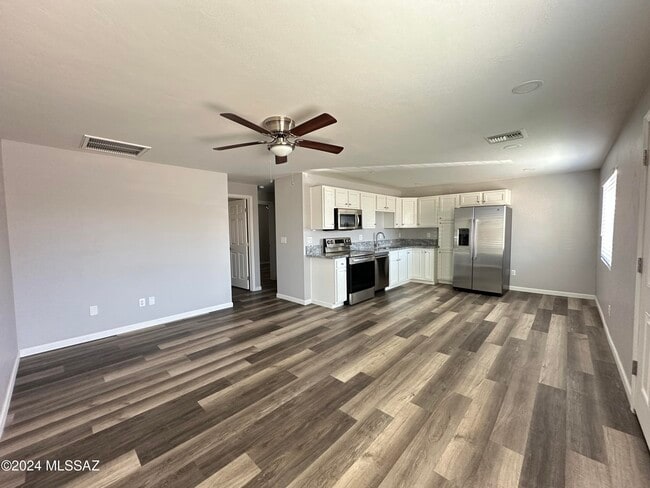 1045 E Halcyon Rd in Tucson, AZ - Building Photo - Building Photo