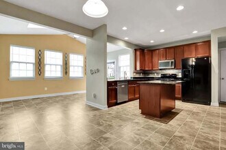 515 Waterdale Dr in Waynesboro, PA - Foto de edificio - Building Photo