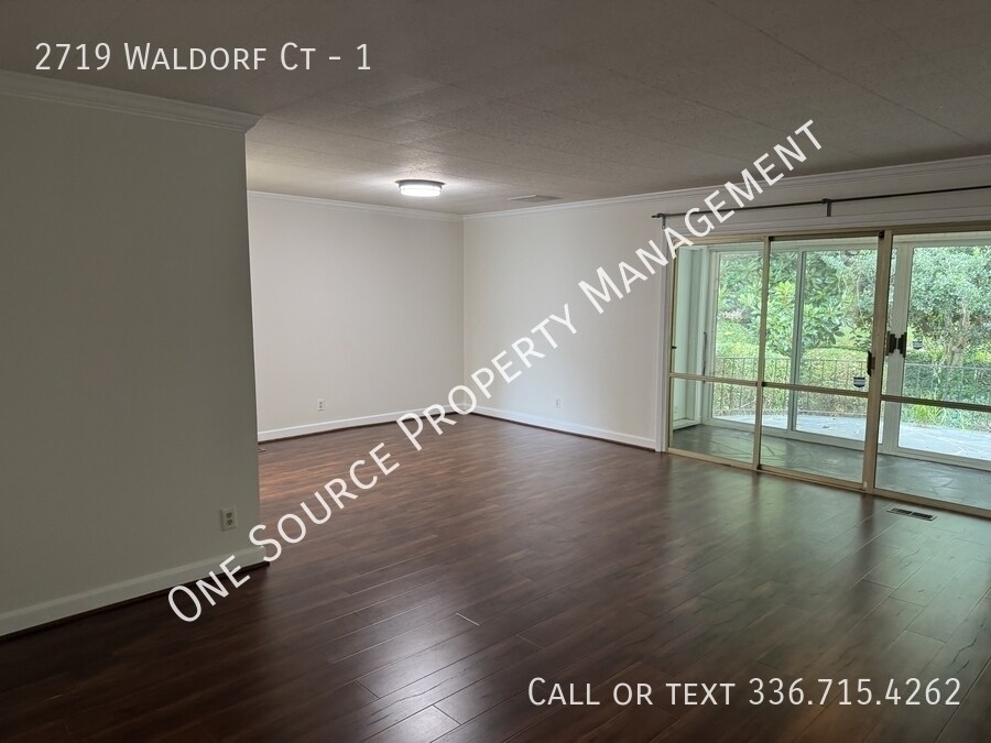 2719 Waldorf Cir in Winston-Salem, NC - Building Photo