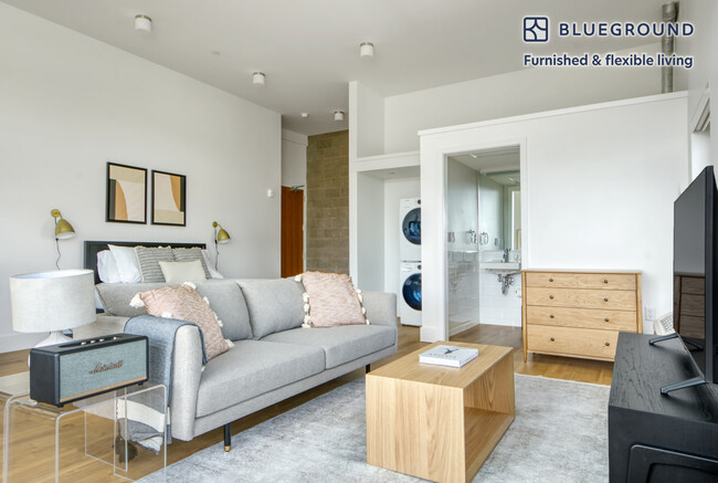 135 Adams St-Unit -FL4-ID57 in Denver, CO - Building Photo - Building Photo