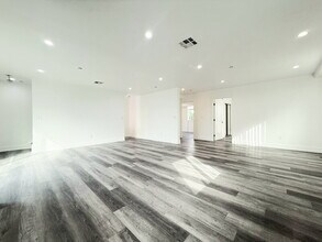 2853 Cincinnati St in Los Angeles, CA - Building Photo - Building Photo