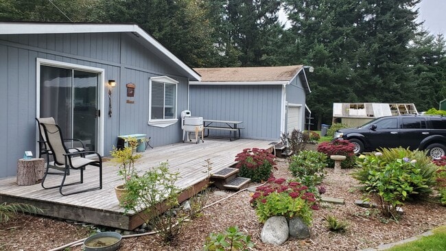 36025 Hansville Rd NE in Hansville, WA - Building Photo - Building Photo