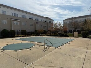 211 Central St, Unit a113 in Norwood, MA - Building Photo - Building Photo