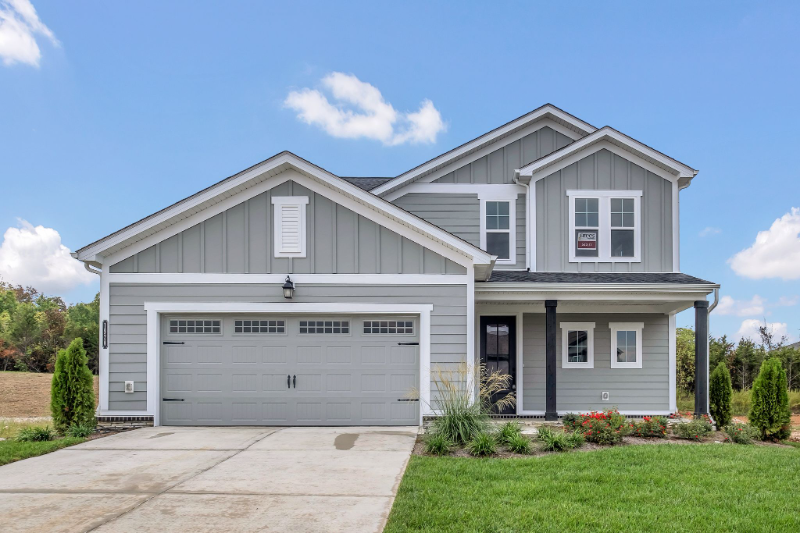 1920 Hildebrand Ln in Columbia, TN - Building Photo