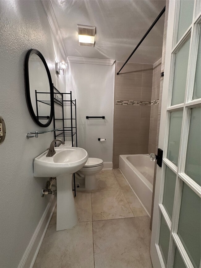 property at 3809 Wentworth St