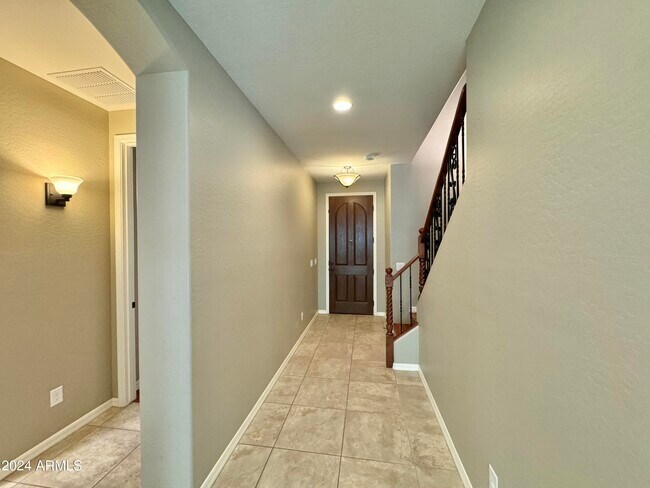 103 E Prescott Dr in Chandler, AZ - Building Photo - Building Photo