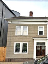 337 Dorchester St, Unit 1 in Boston, MA - Building Photo