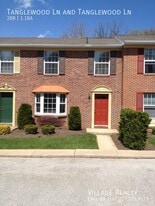 442 Tanglewood Ln in Dallastown, PA - Building Photo