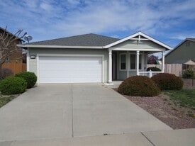 734 Salomon Drive in Orland, CA - Building Photo