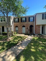 14429 Still Meadow Dr in Houston, TX - Building Photo