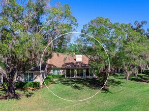 4022 Penshurst Park in Sarasota, FL - Building Photo - Building Photo