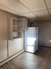 10 Adams St, Unit D in Whitehall, NY - Foto de edificio - Building Photo