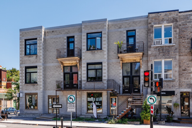 3400 Saint-Antoine Rue O in Montréal, QC - Building Photo - Building Photo