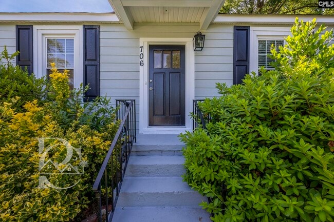 706 S Bonham Rd in Columbia, SC - Building Photo - Building Photo