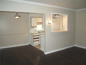 1072 Piedmont Ave NE in Atlanta, GA - Building Photo - Building Photo