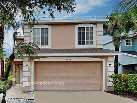 7160 Chatum Light Run in Bradenton, FL - Building Photo