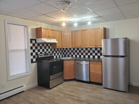 21 Dubois St in Williamsport, PA - Building Photo