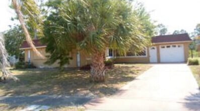 731 Apollo Cir NE in Palm Bay, FL - Building Photo - Building Photo