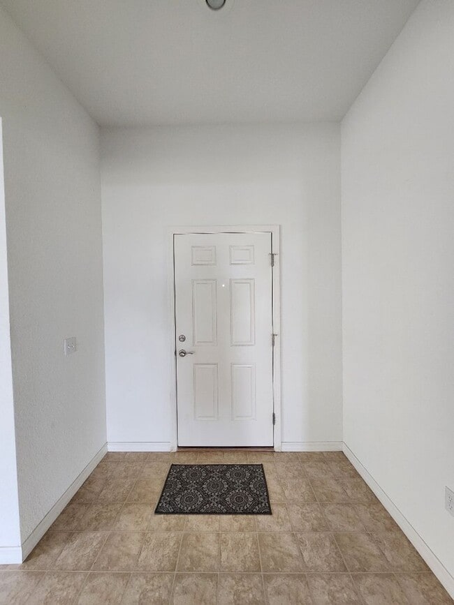 737 Buccaneer Blvd in Winter Haven, FL - Building Photo - Building Photo