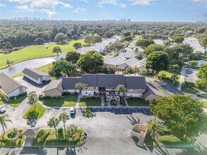 1530 Imperial Golf Course Blvd in Naples, FL - Building Photo - Building Photo