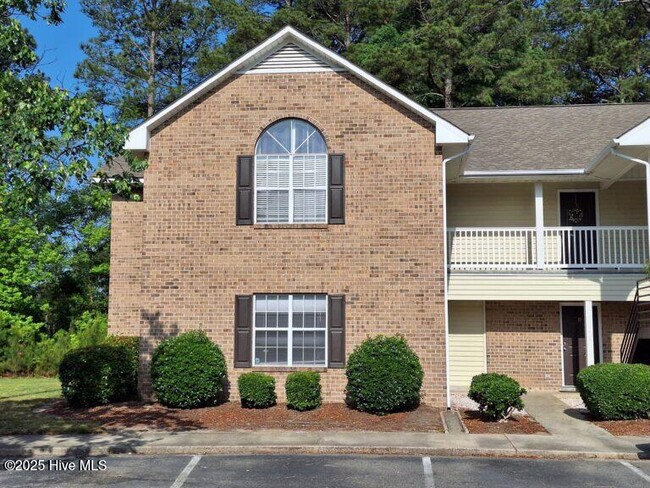 property at 2922 Mulberry Ln