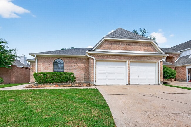 4132 Deerfield Village Dr in Houston, TX - Building Photo - Building Photo