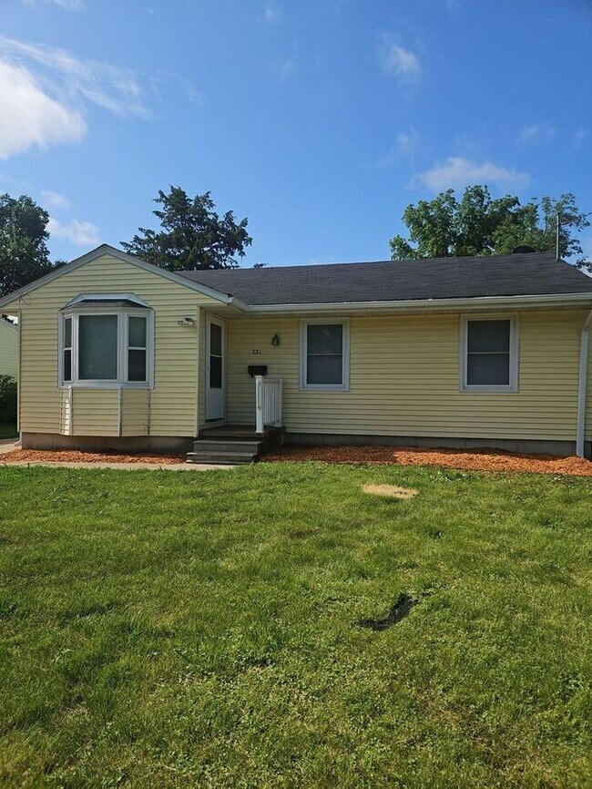 property at 221 E Sheridan Ave